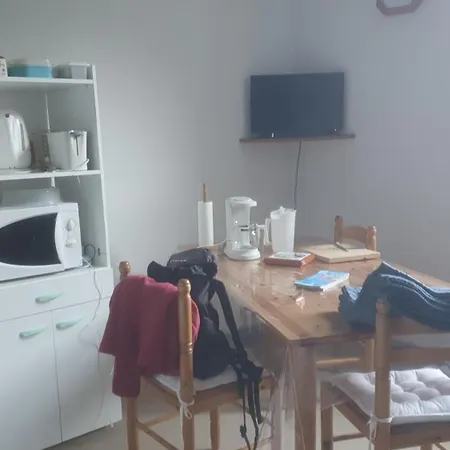 Situe Au Sein D'une A Pour 4 A 6 Personnes, 1 Chambre, 1 Mezzanine Apartament *