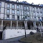 Situe Au Sein D'une A Pour 4 A 6 Personnes, 1 Chambre, 1 Mezzanine * Barèges