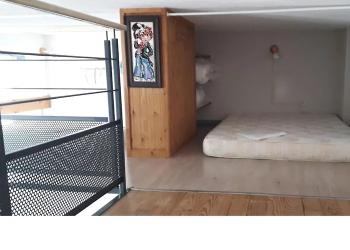 Situe Au Sein D'une A Pour 4 A 6 Personnes, 1 Chambre, 1 Mezzanine Barèges